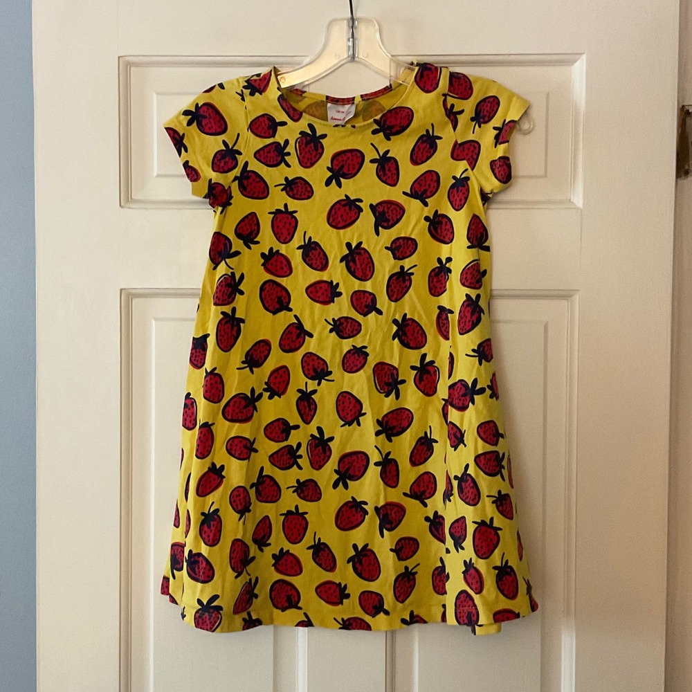 Hanna Andersson Girls 8 Play All Day Dress Yellow Strawberry Print Fruit Fun